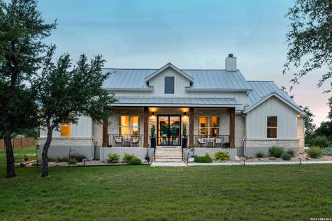 2009 Axis Circle Fredericksburg TX 78624
