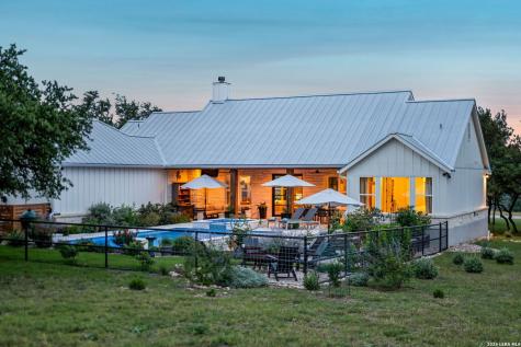 2009 Axis Circle Fredericksburg TX 78624
