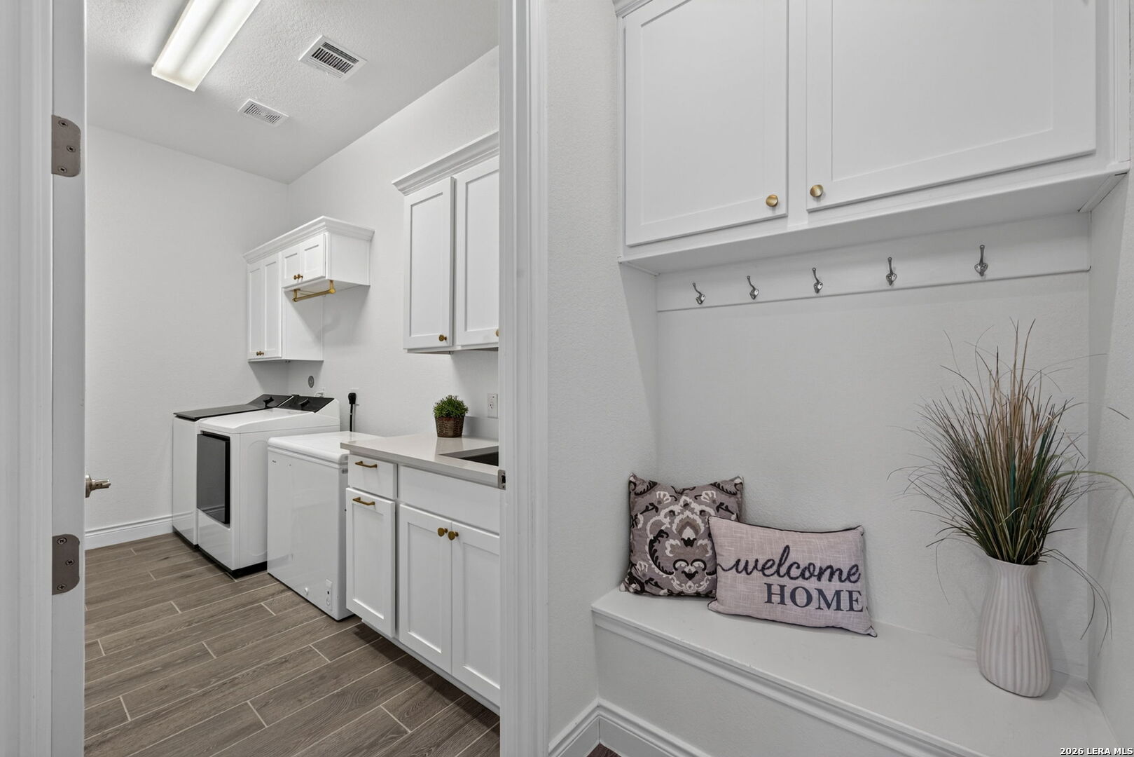 9007 Raven Pointe San Antonio TX 78255