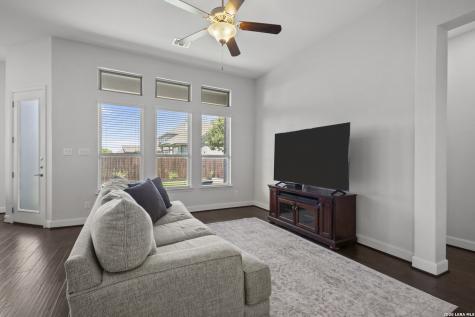 9011 Whimsey Boerne TX 78015