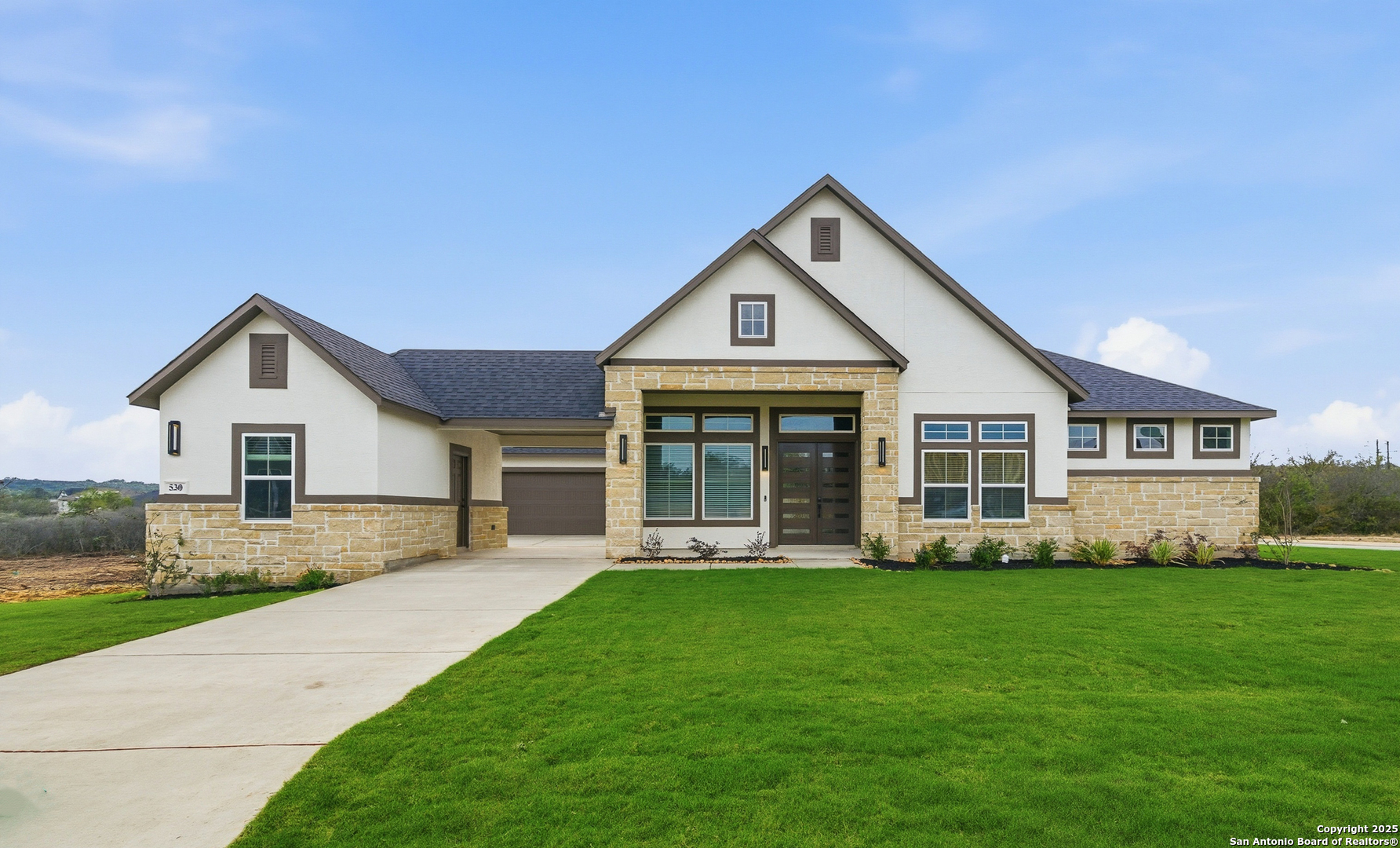530 Poe Parkway Castroville TX 78009