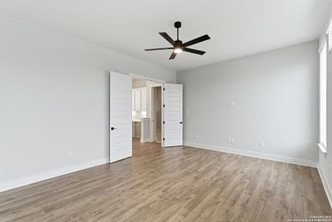 530 Poe Parkway Castroville TX 78009