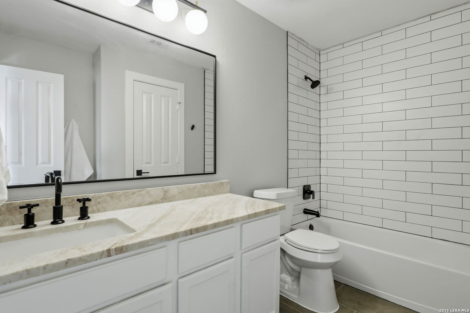 1102 Knights Cross Drive San Antonio TX 78258