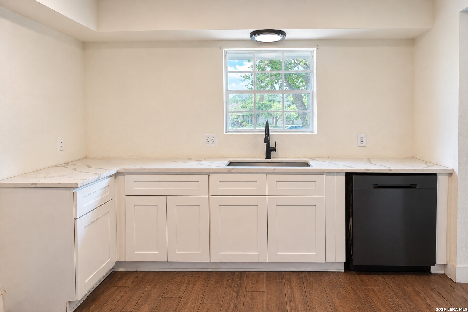 5302 La Cieniga San Antonio TX 78233