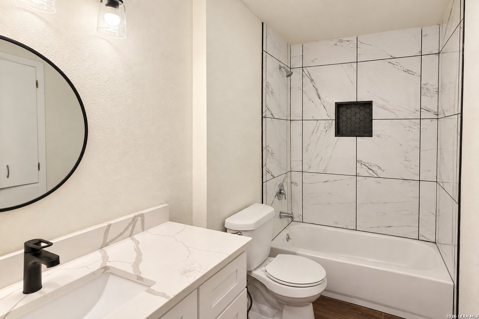 5302 La Cieniga San Antonio TX 78233