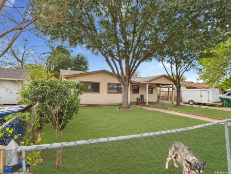 5530 Knoll Krest San Antonio TX 78242