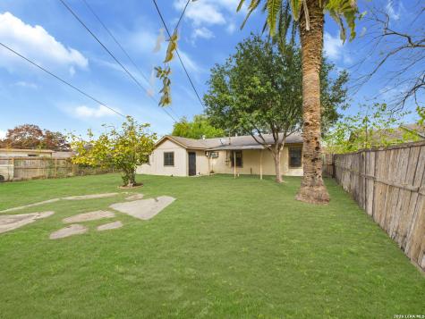 5530 Knoll Krest San Antonio TX 78242