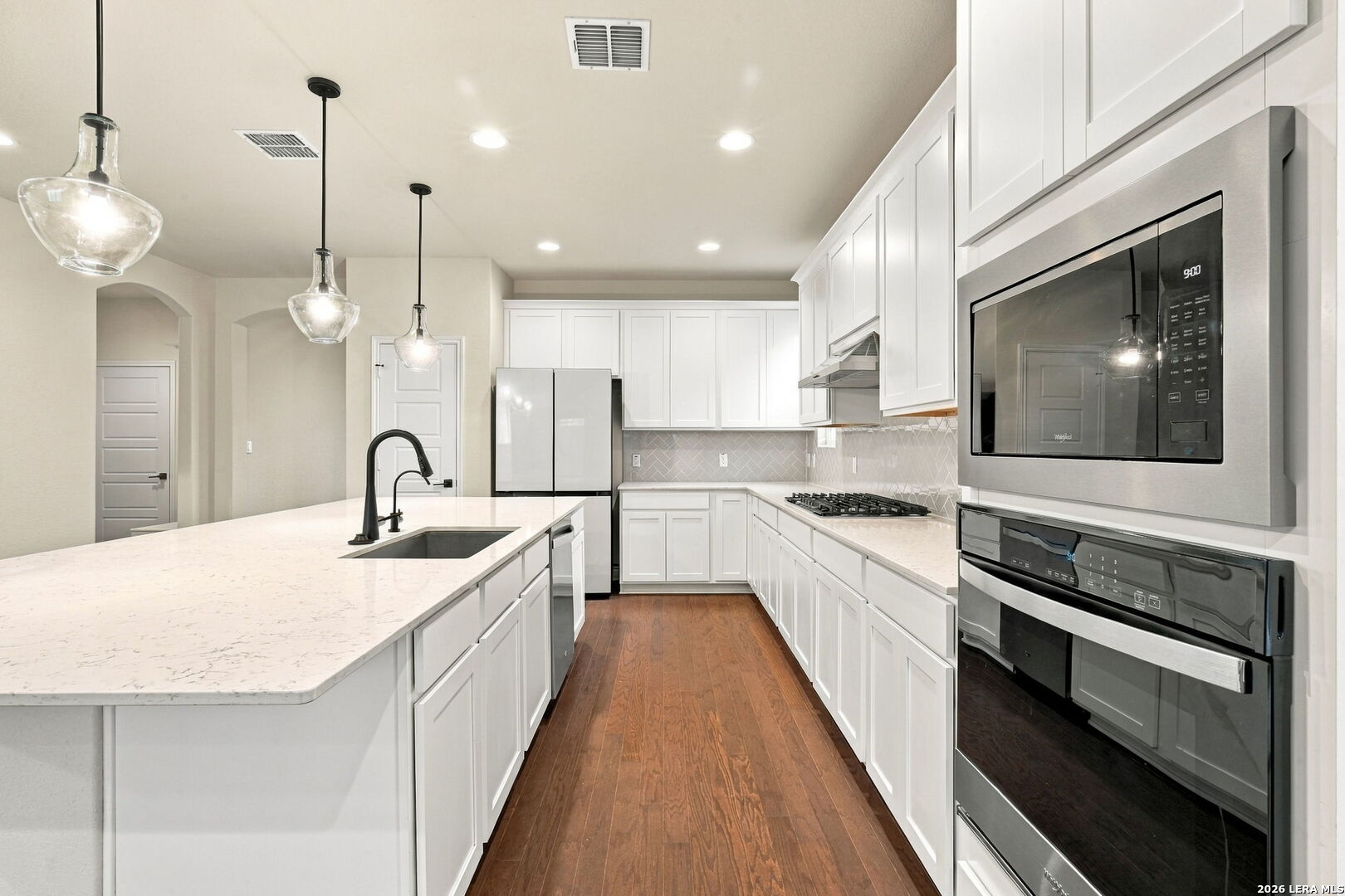 2027 Knippa San Antonio TX 78253
