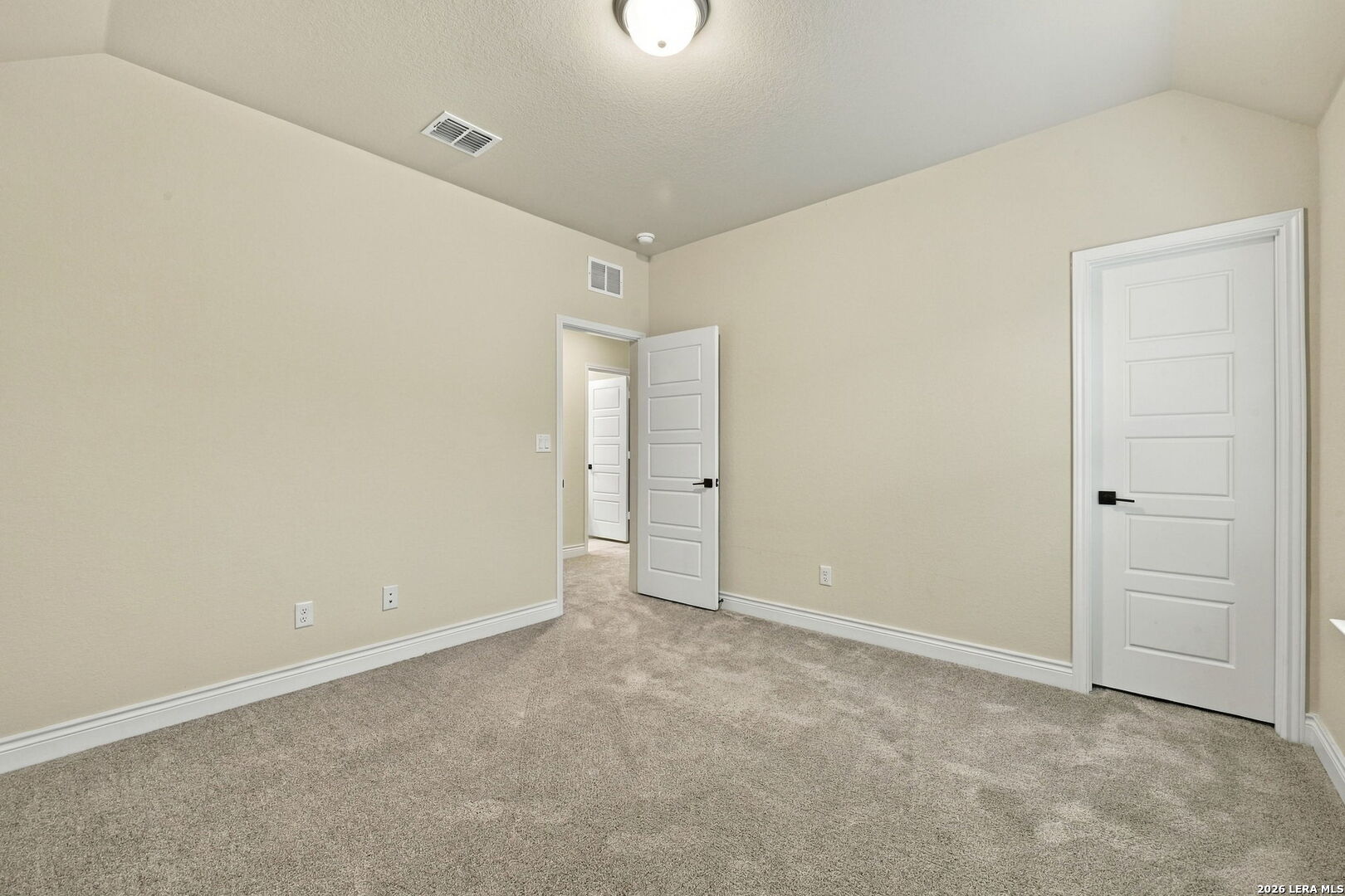 2027 Knippa San Antonio TX 78253