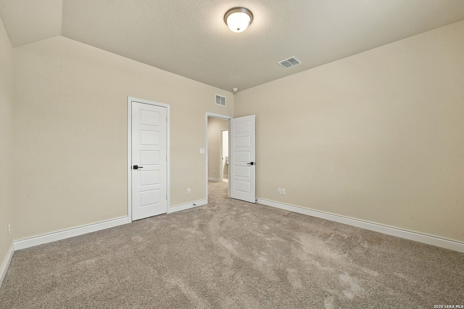 2027 Knippa San Antonio TX 78253