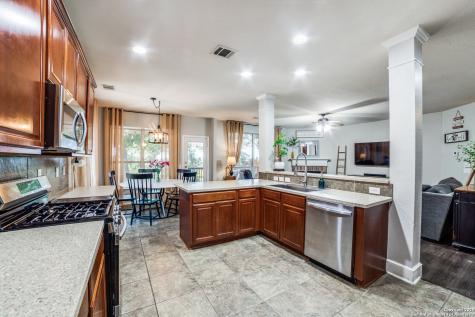 10106 Ramblin River Road San Antonio TX 78251