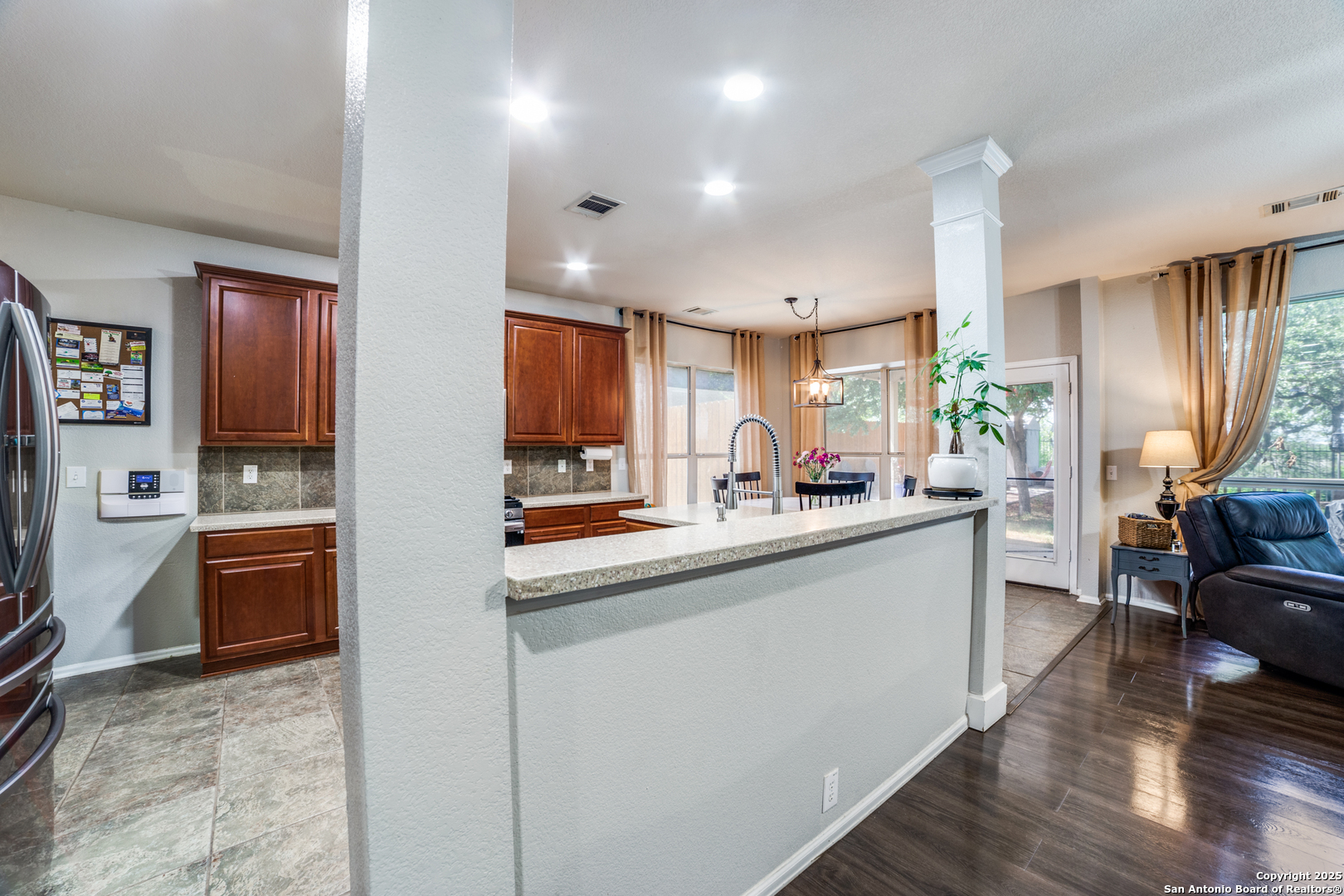 10106 Ramblin River Road San Antonio TX 78251