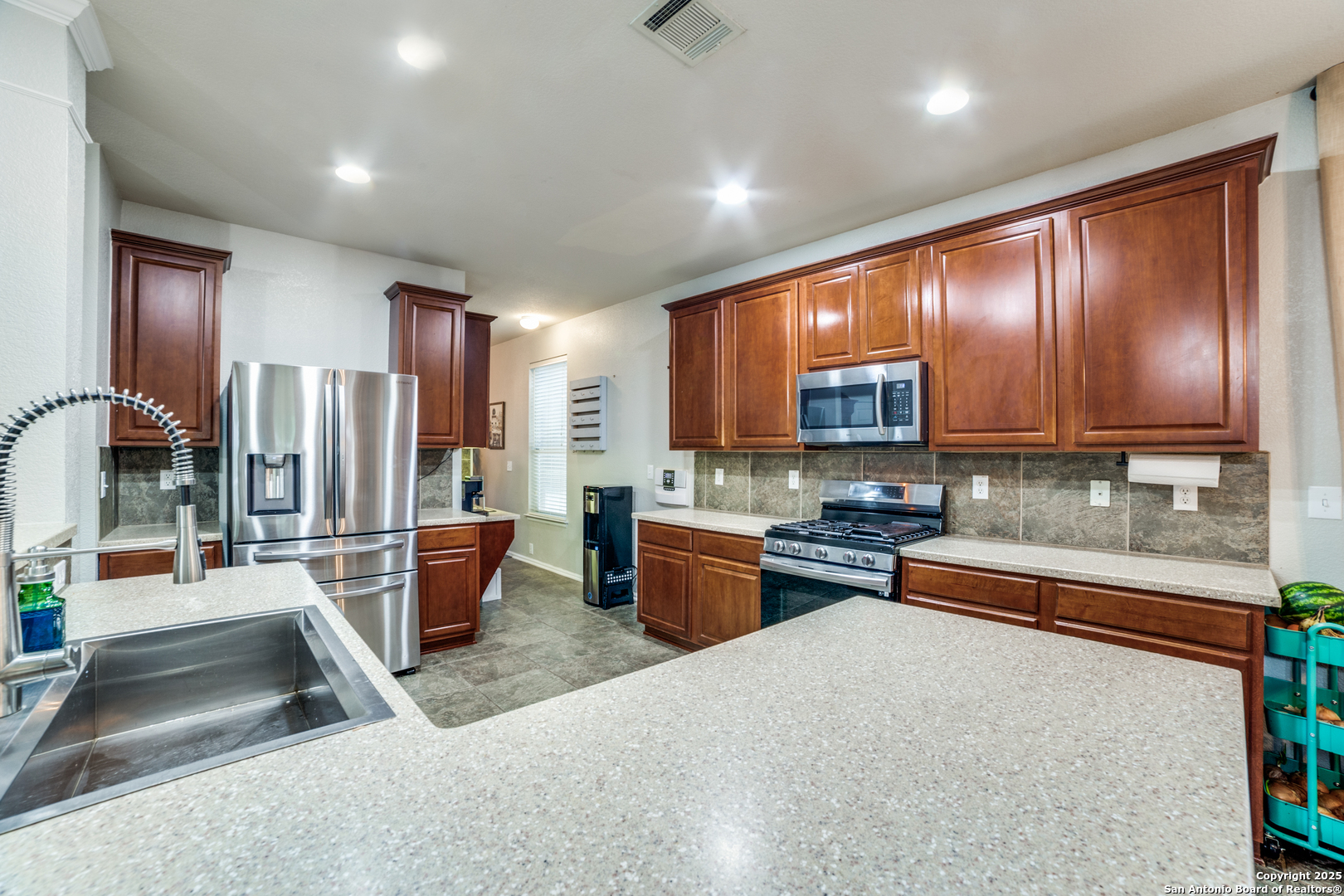 10106 Ramblin River Road San Antonio TX 78251