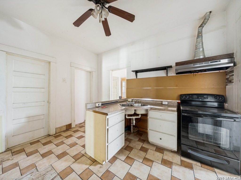 102 Anderson Avenue San Antonio TX 78203