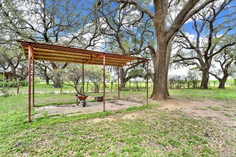 360 Horton Road Poteet TX 78065