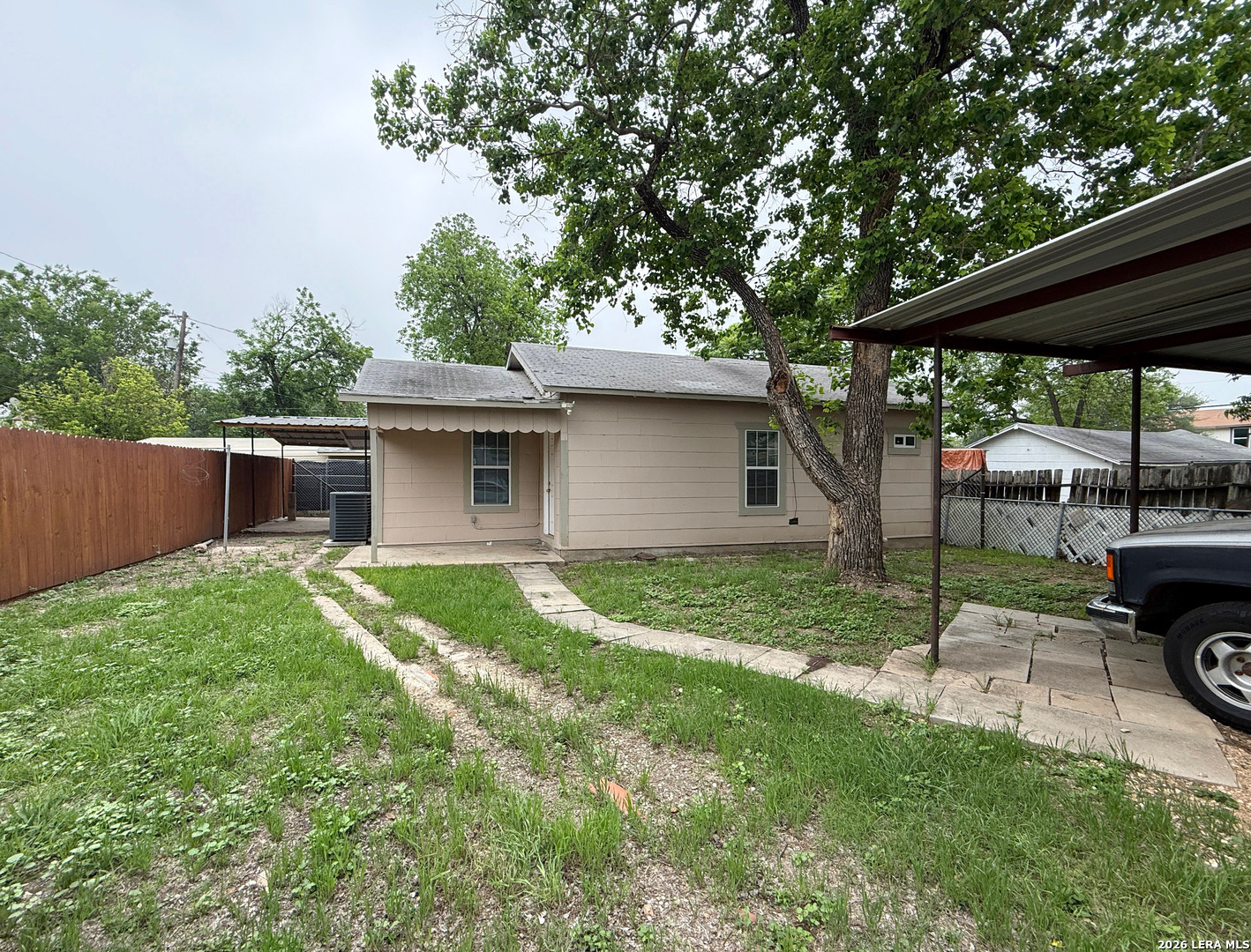 1806 Steves San Antonio TX 78210