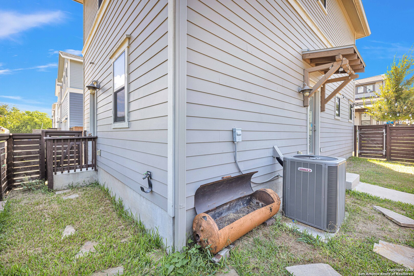 1162 N Olive Street San Antonio TX 78202