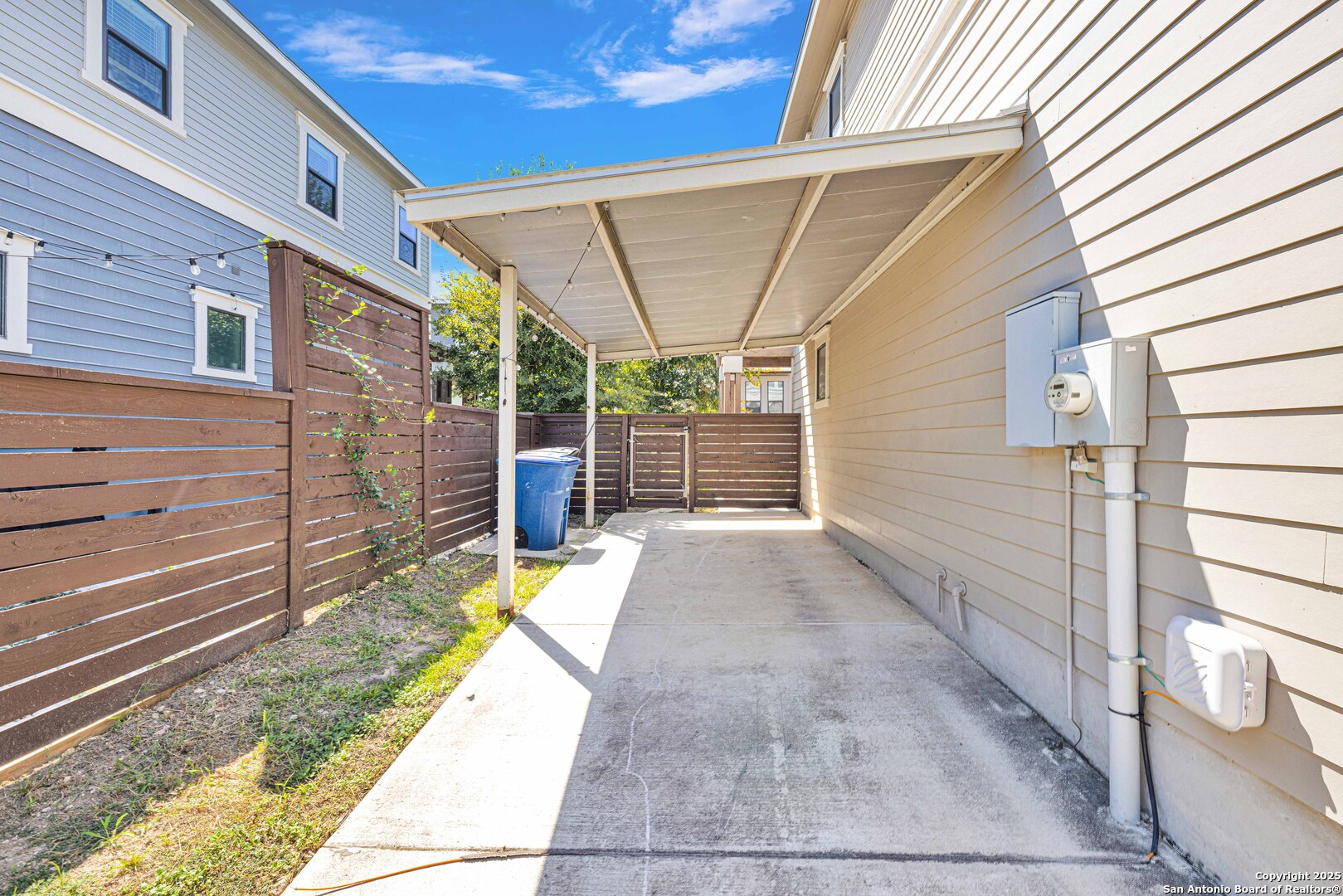 1162 N Olive Street San Antonio TX 78202