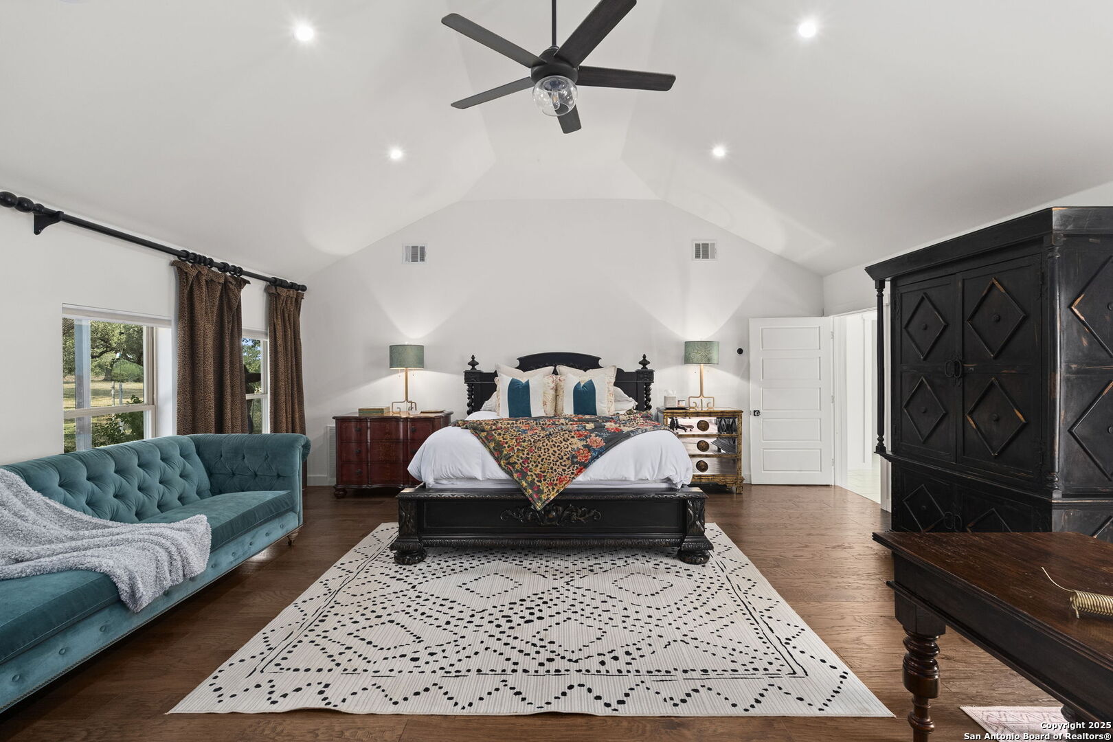 22050 Hanging Oak San Antonio TX 78266