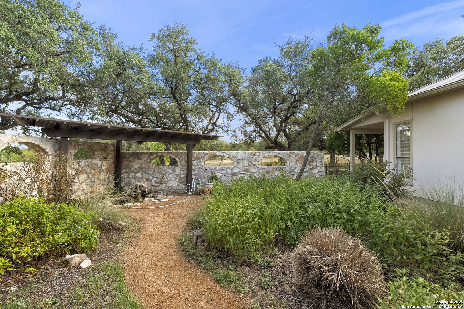 22050 Hanging Oak San Antonio TX 78266