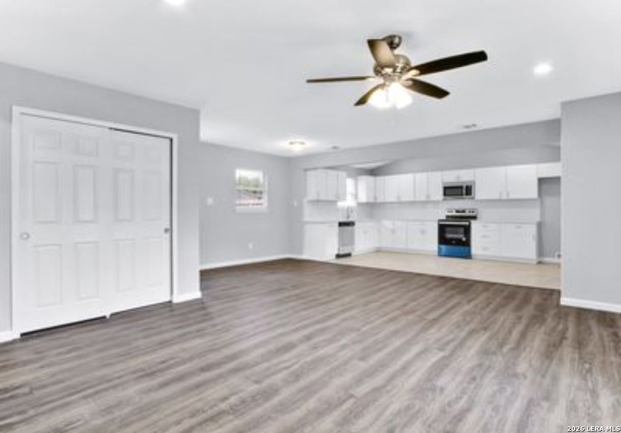 7042 Belgreen Drive San Antonio TX 78227