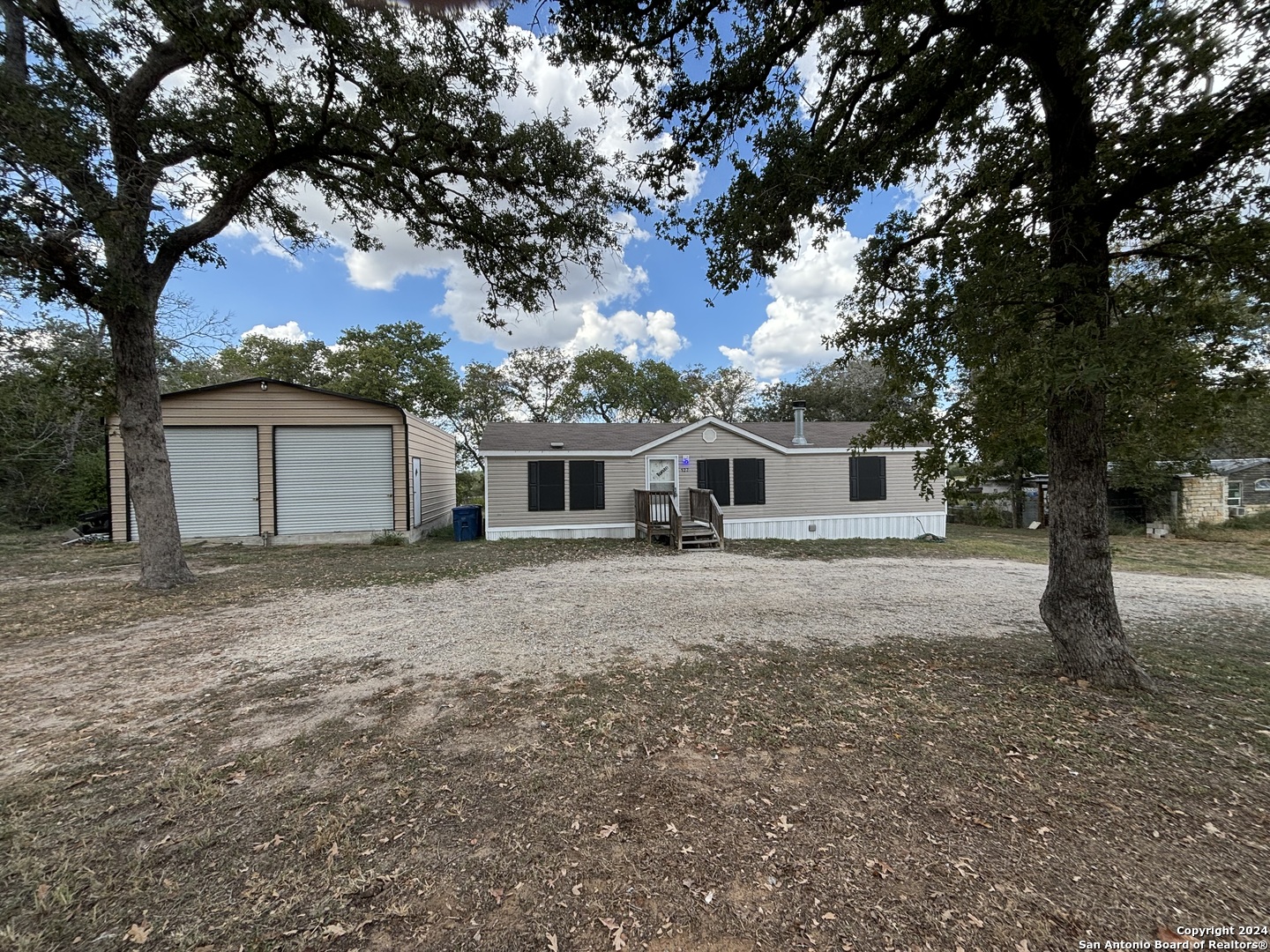 127 Hickory Hill Drive La Vernia TX 78121