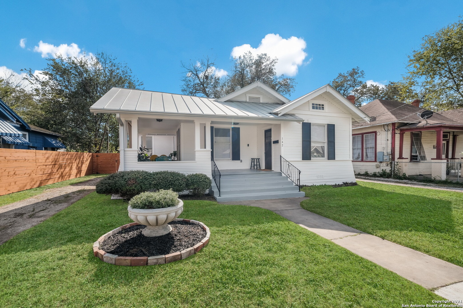 142 Glenwood Court San Antonio TX 78210