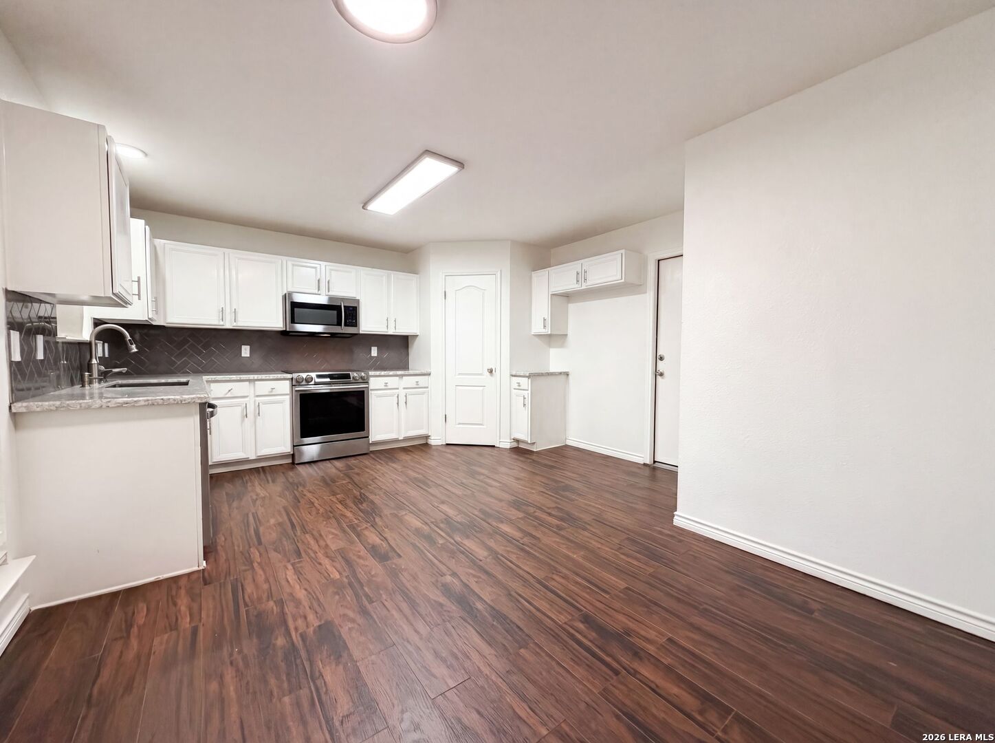8423 Berry Knoll Drive Universal City TX 78148