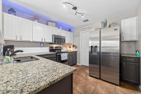 114 Mallow Grove San Antonio TX 78253