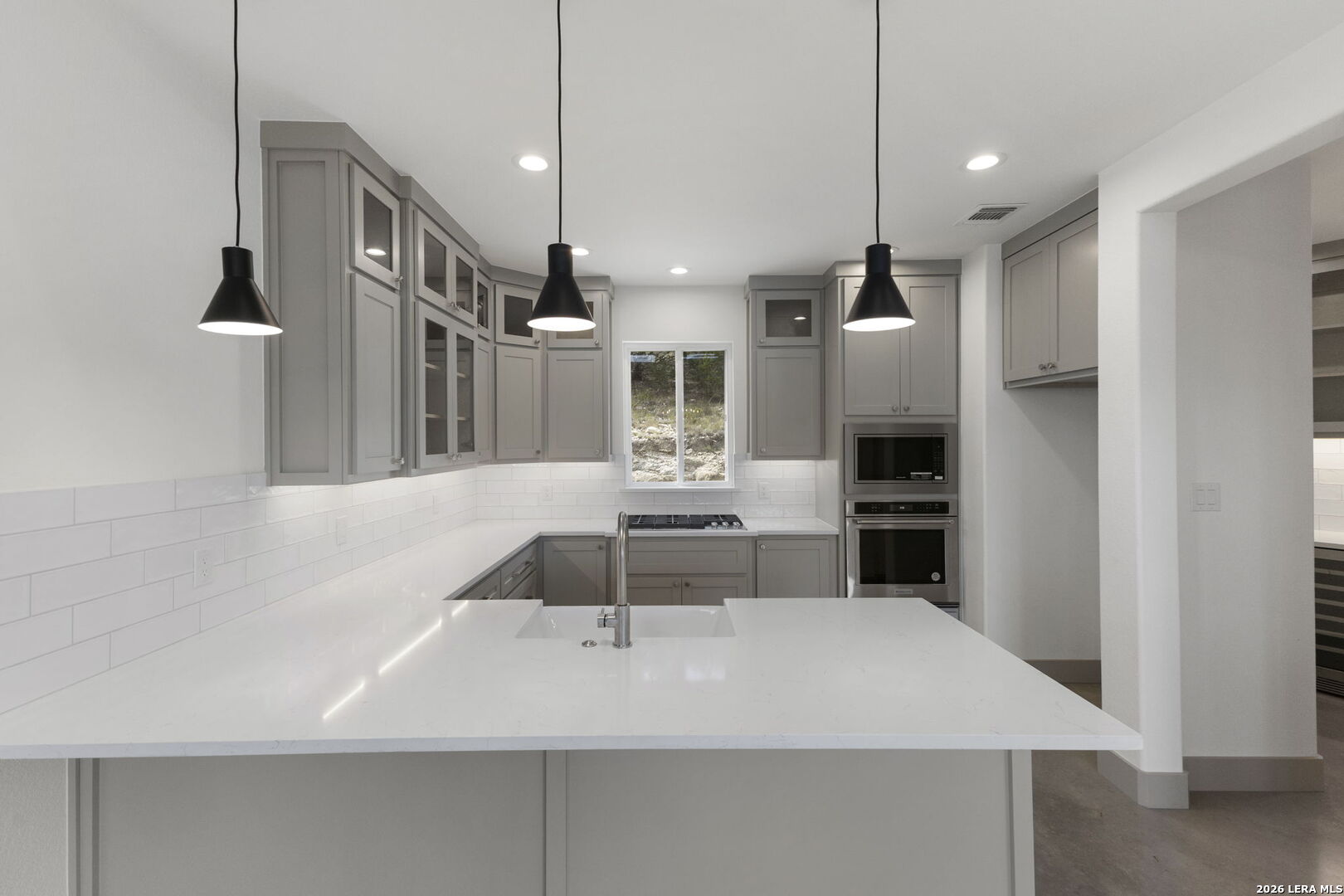 206 Valley Road Fredericksburg TX 78624