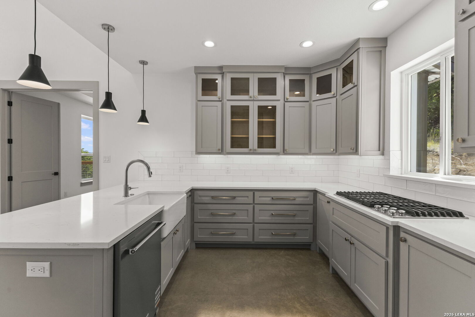 206 Valley Road Fredericksburg TX 78624