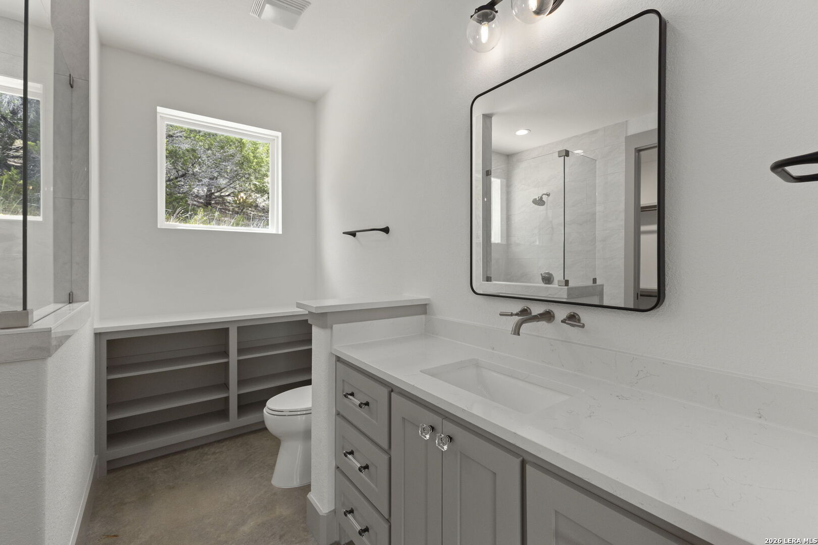 206 Valley Road Fredericksburg TX 78624