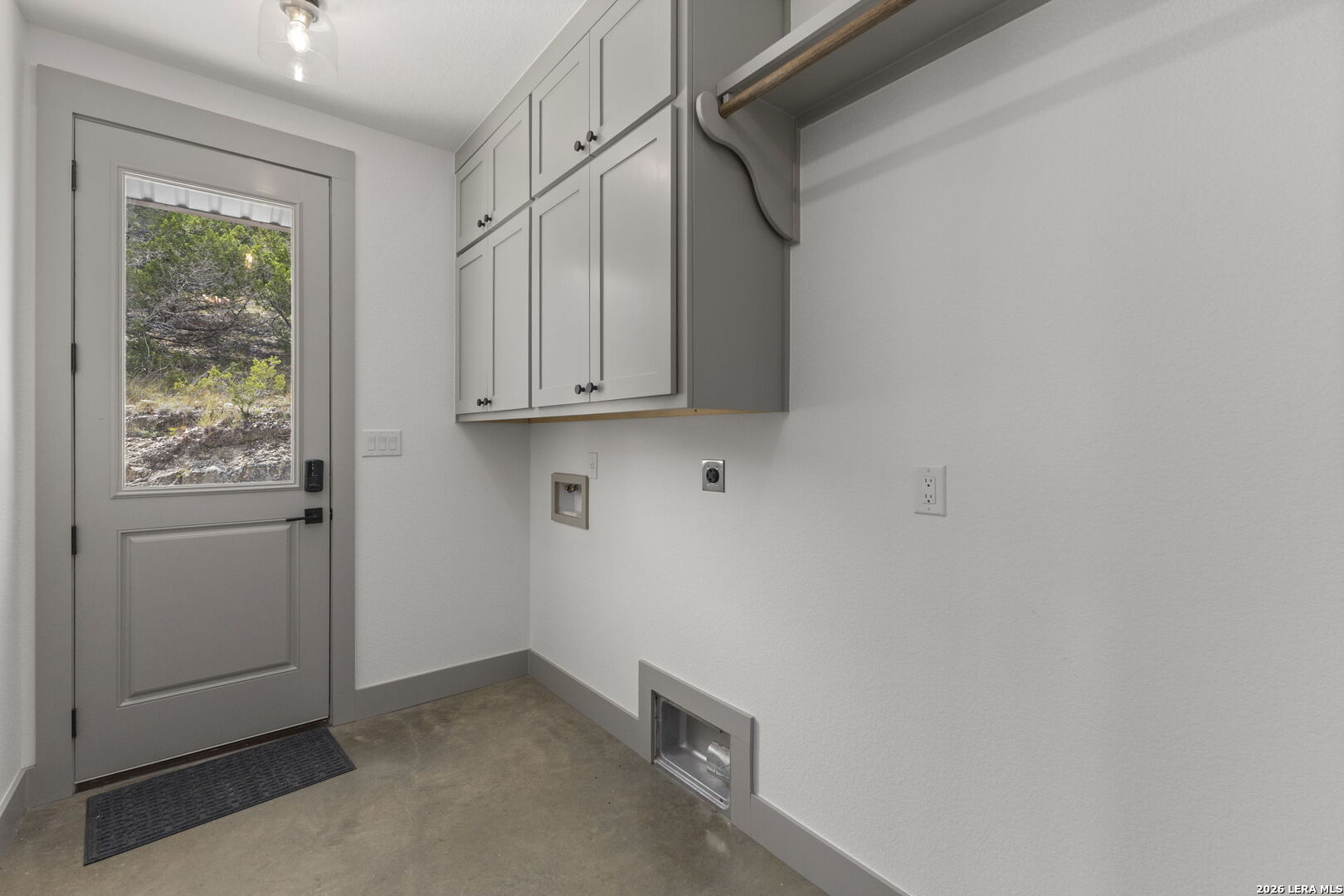 206 Valley Road Fredericksburg TX 78624