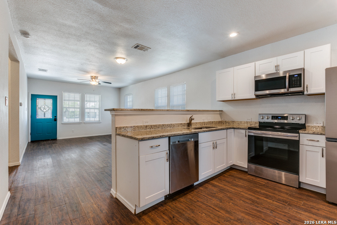 915 W Rosewood San Antonio TX 78201