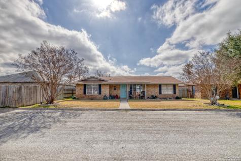 105 Rio Grande Street Uvalde TX 78801