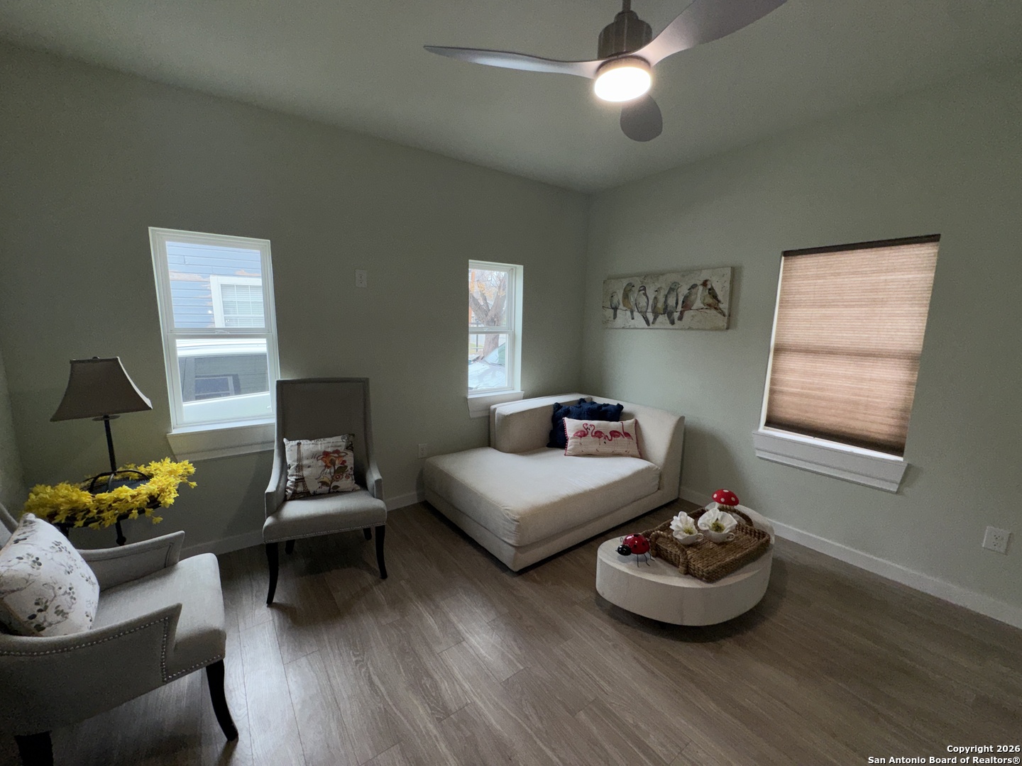 647 N San Gabriel San Antonio TX 78228