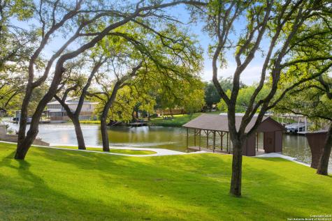 1310 Oak Springs Road Kingsland TX 78639