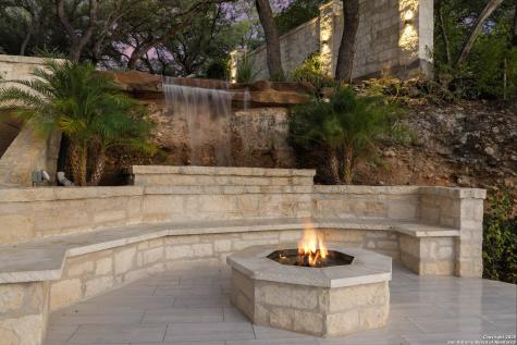 1310 Oak Springs Road Kingsland TX 78639