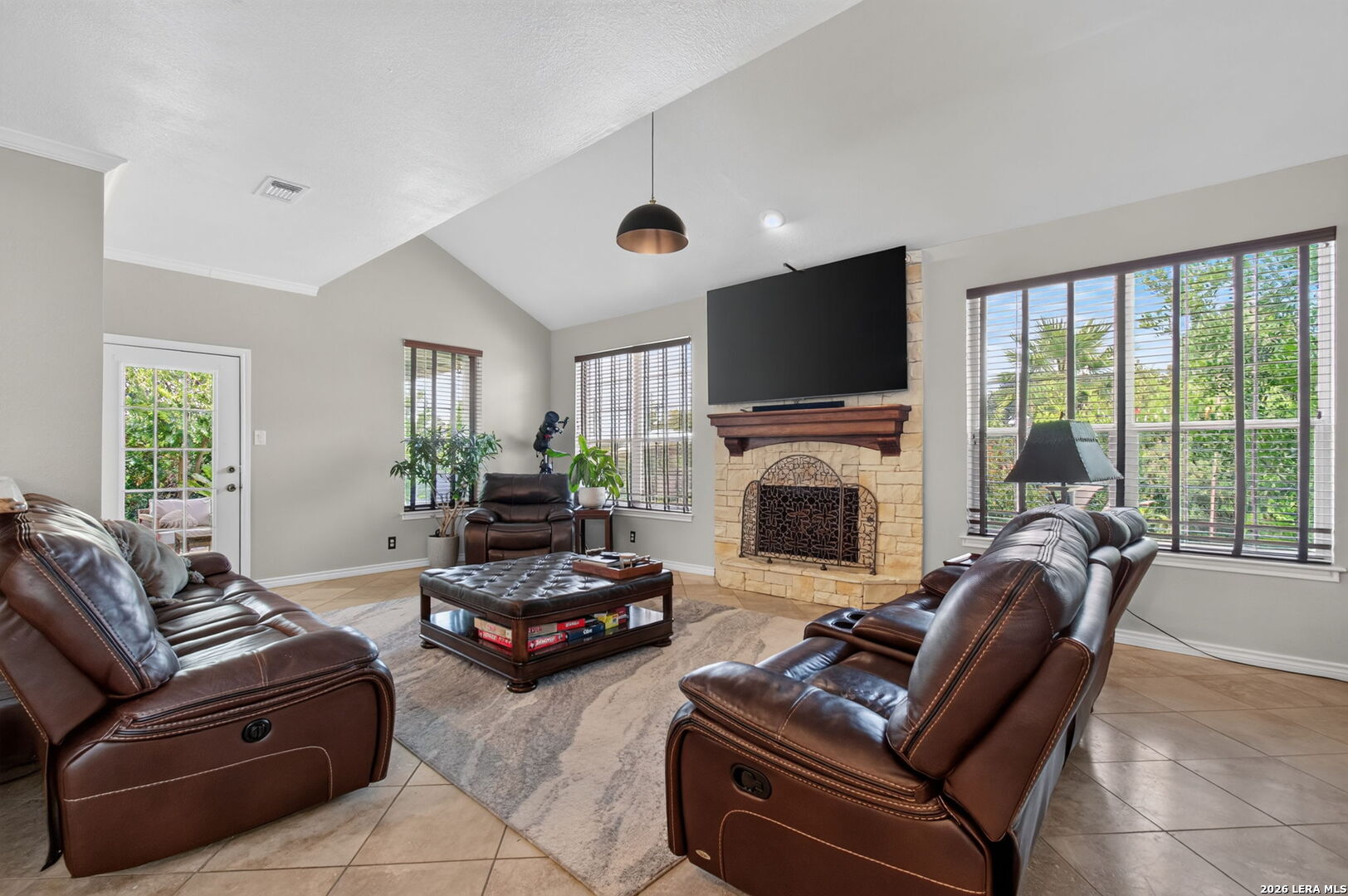 6331 Stable Brook Drive San Antonio TX 78249