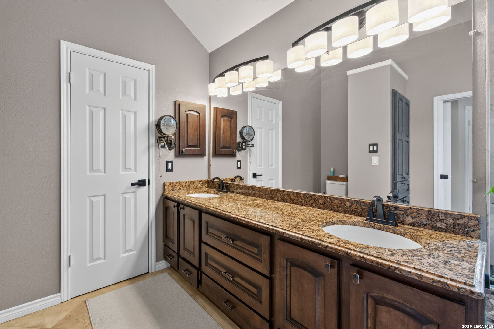 6331 Stable Brook Drive San Antonio TX 78249