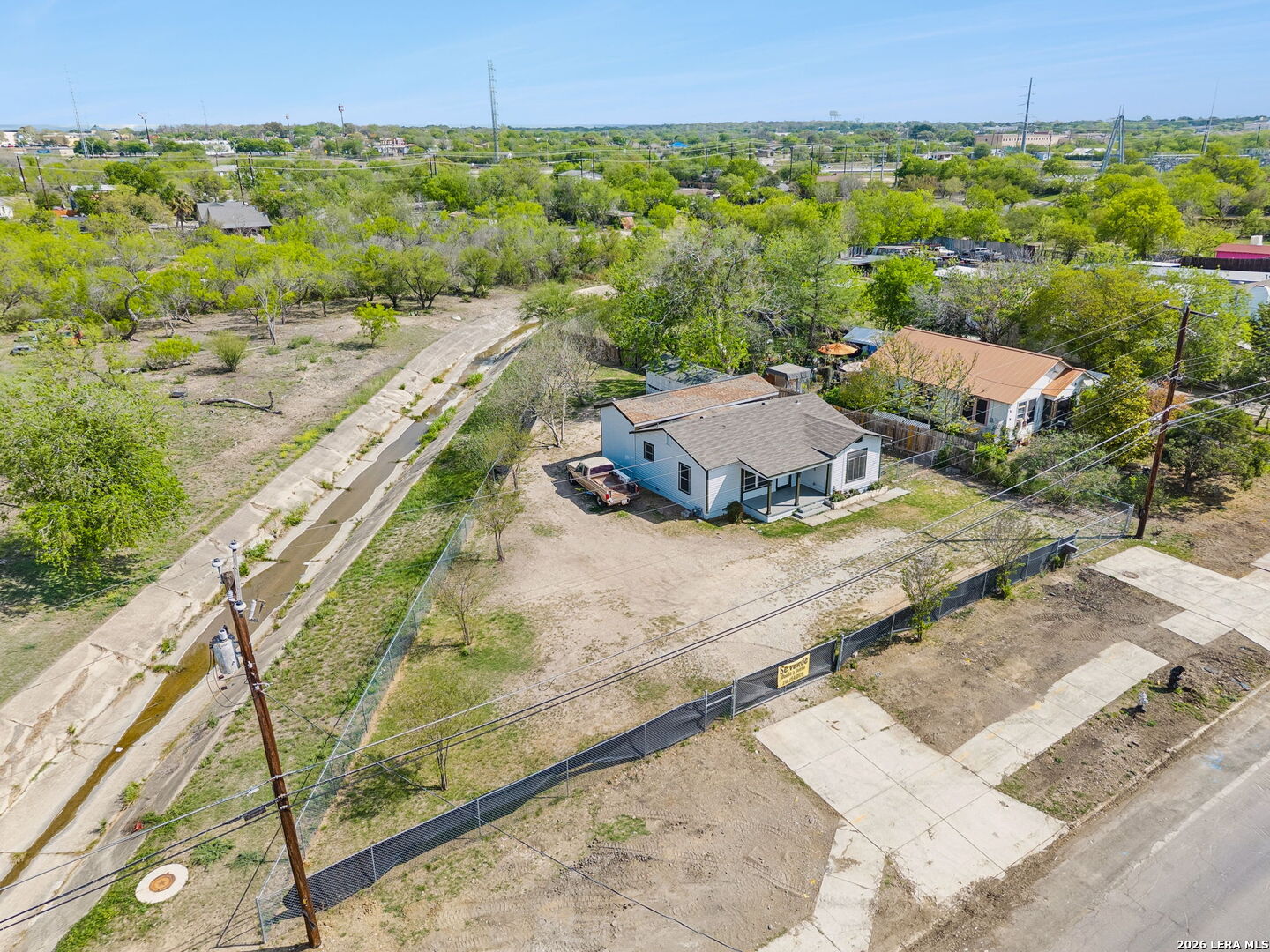 543 Hot Wells Boulevard San Antonio TX 78223