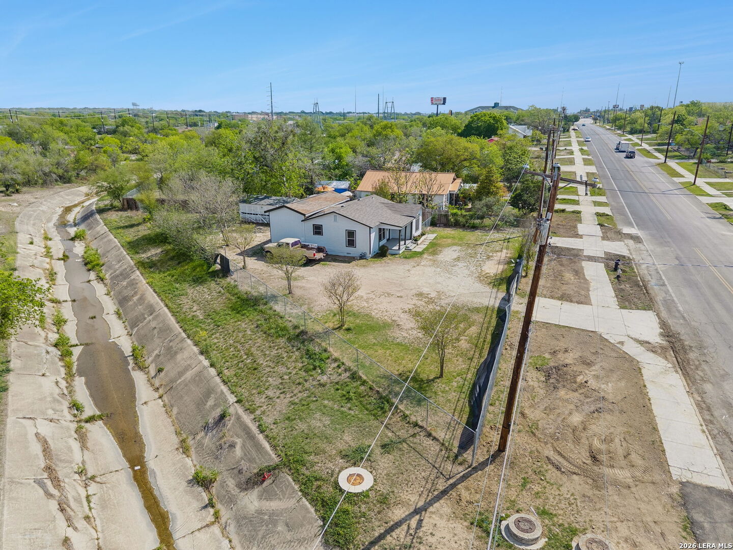 543 Hot Wells Boulevard San Antonio TX 78223