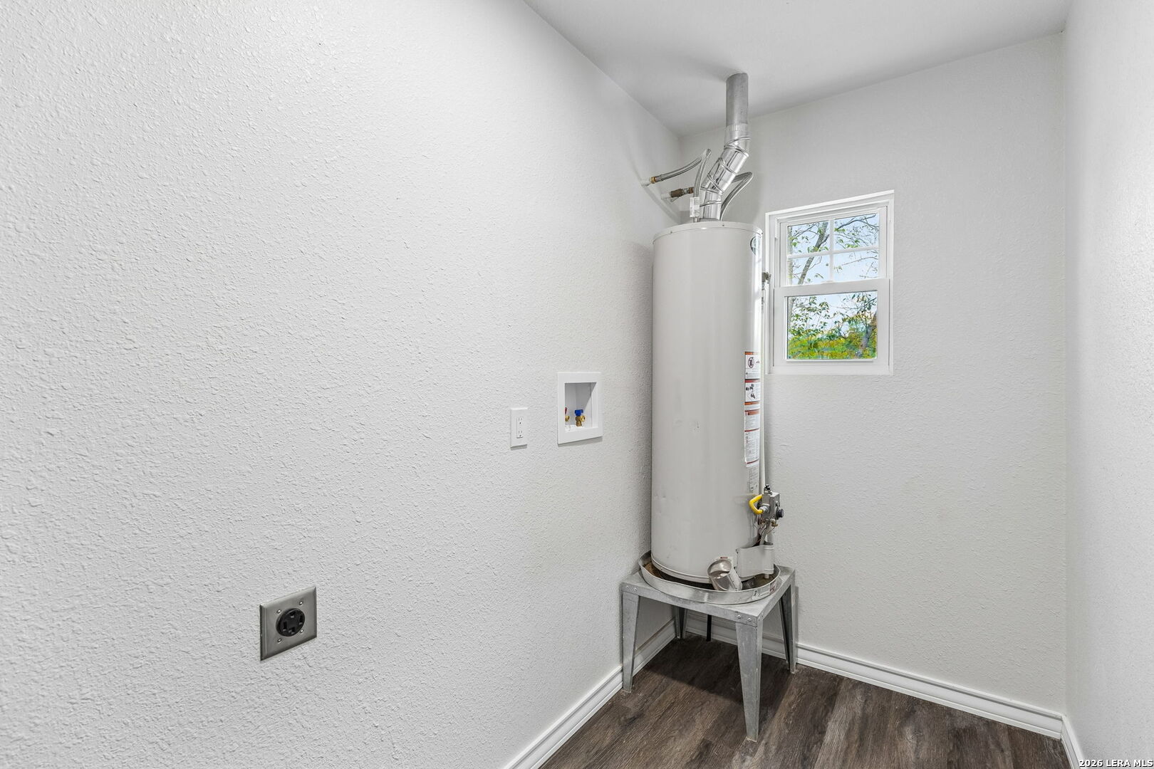 543 Hot Wells Boulevard San Antonio TX 78223