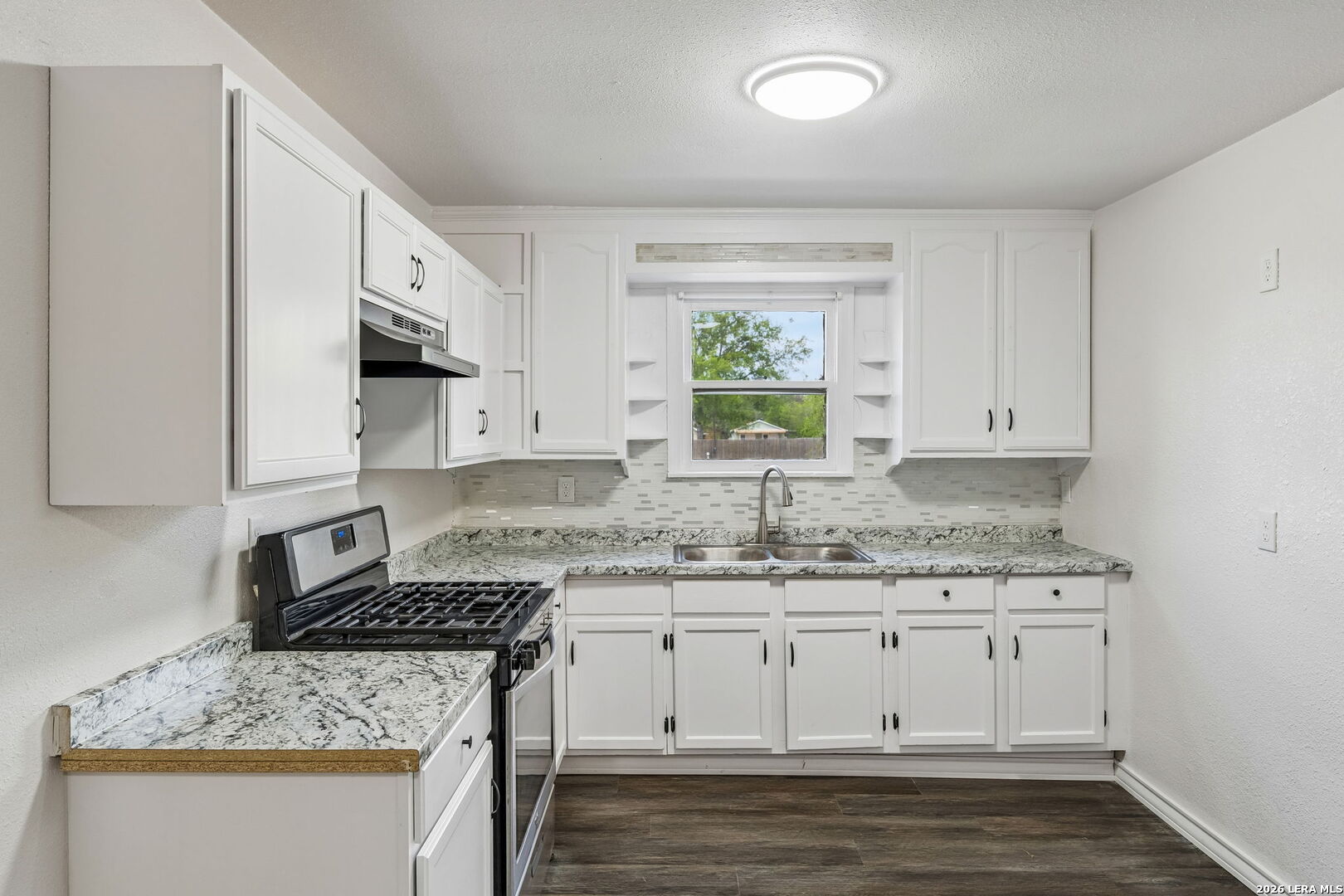 543 Hot Wells Boulevard San Antonio TX 78223