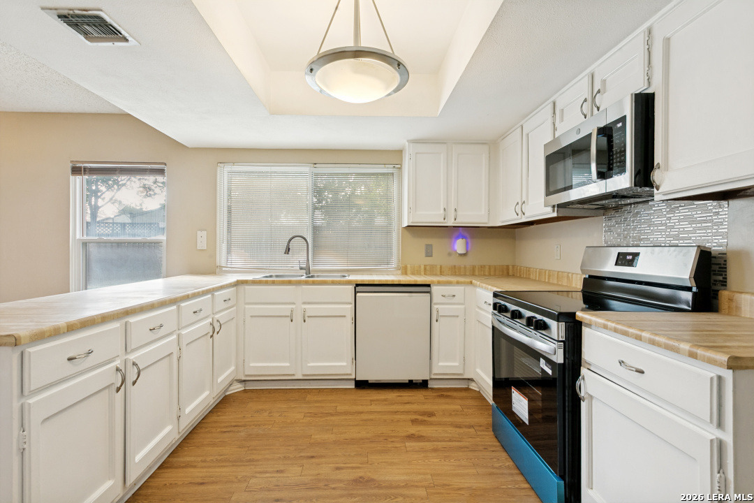 14131 Shire Oak Street San Antonio TX 78247