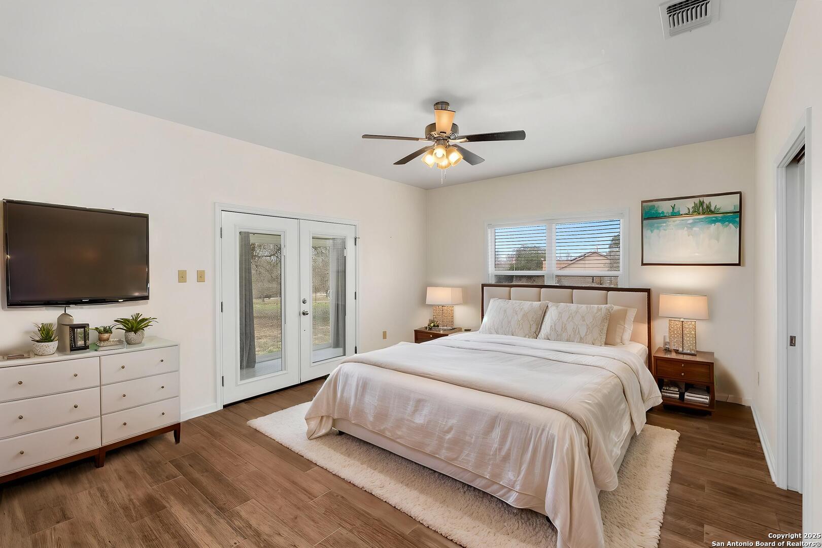 231 Broken Arrow Floresville TX 78114