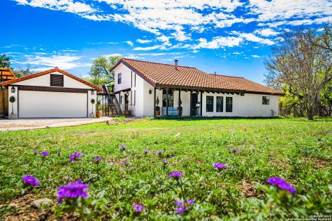 229 Lasso Drive Bandera TX 78003