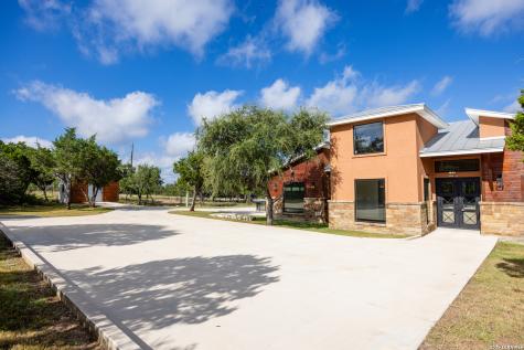 114 County Road 2729 Mico TX 78056