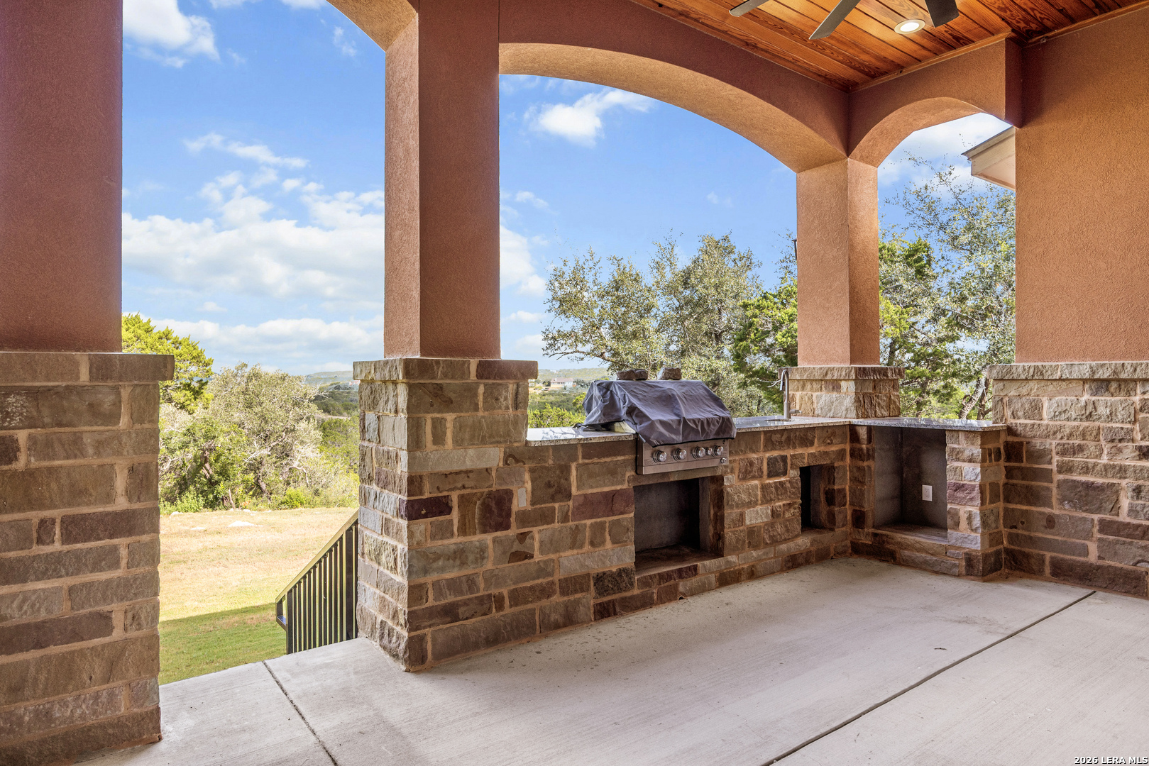 114 County Road 2729 Mico TX 78056