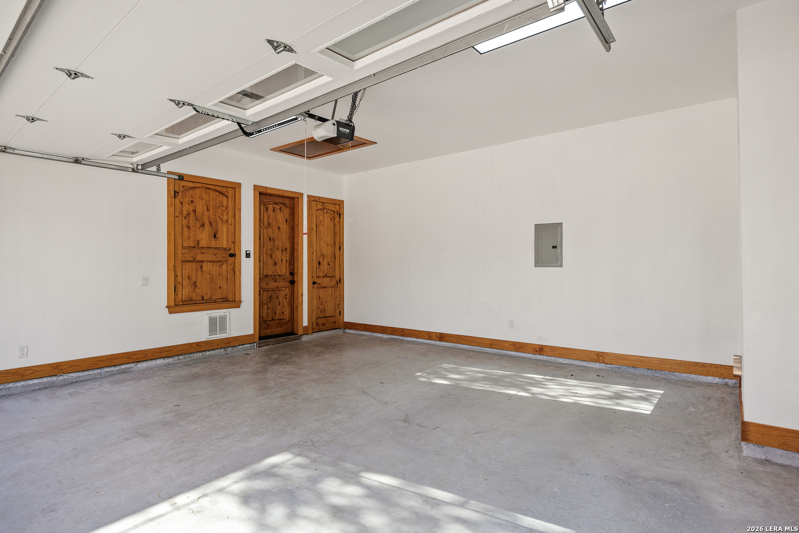 114 County Road 2729 Mico TX 78056